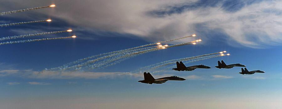 Amazing photos of Chinese fighter jets