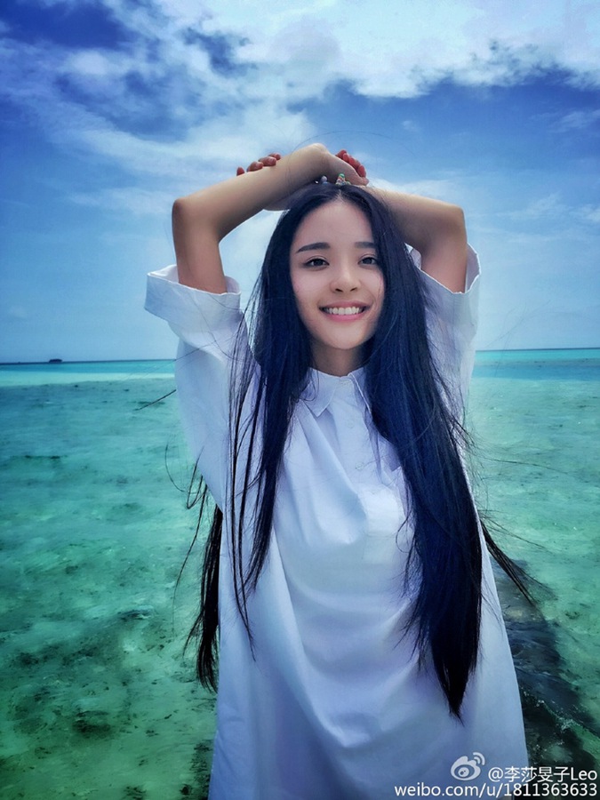 Have you met her? Campus belle from Wuhan University