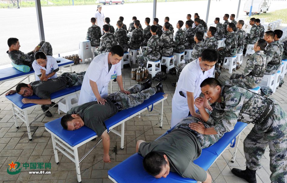 Muscle soreness terminator: Therapist for parade soldiers