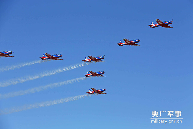 China air force stages stunning aerobatics performance