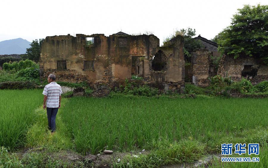 A dying ancient village: Beishui Village