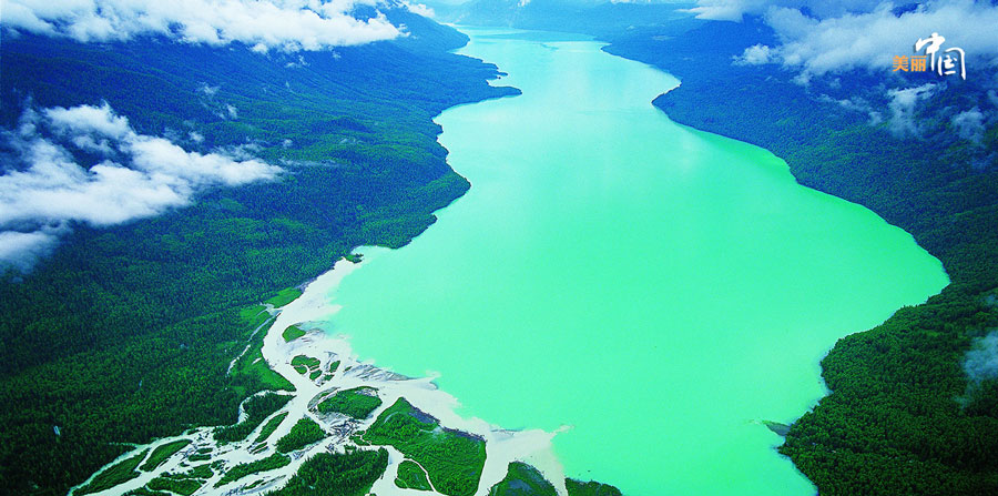 Beautiful Xinjiang, a heaven on earth