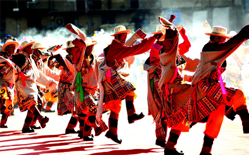 Danba Tibetan Festival kicks off in golden autumn