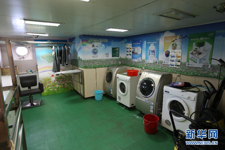 What is inside China's icebreaker ‘Xuelong’？