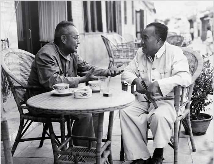 Chinese leaders in lens of photographer Hou Bo