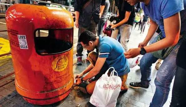 'Diamond rain' in HK street turns out to be cubic zirconia