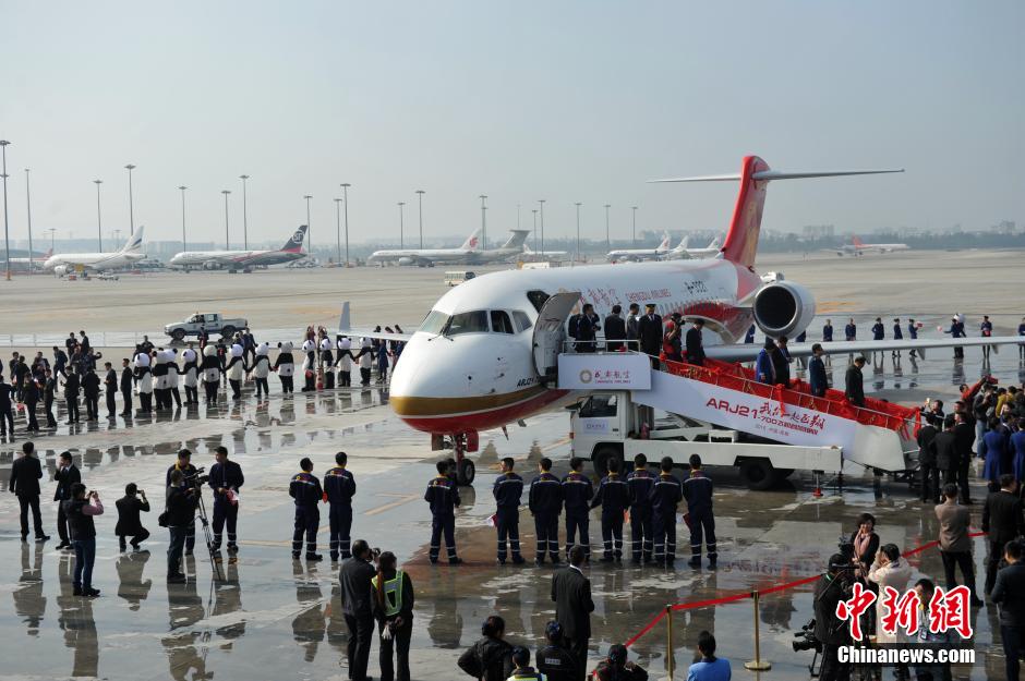 China-made ARJ21 regional jetliner popular with Sichuan locals