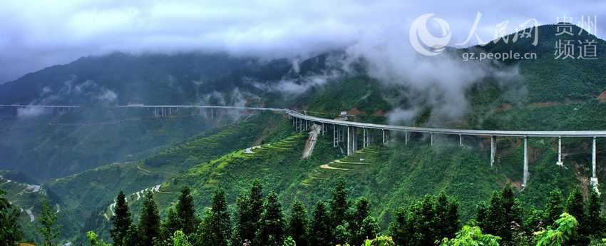 Amazing scenery of highways in Guizhou
