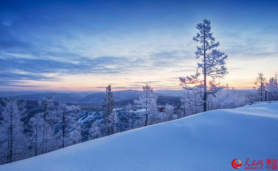 Gorgeous crystal sceneries taken in the coldest region in ??China