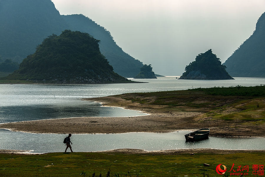 Breathtaking scenery and simple lifestyle in Hainan