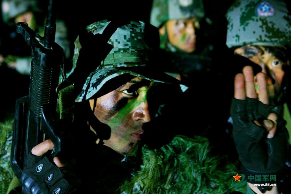 PLA holds joint air-ground military drill