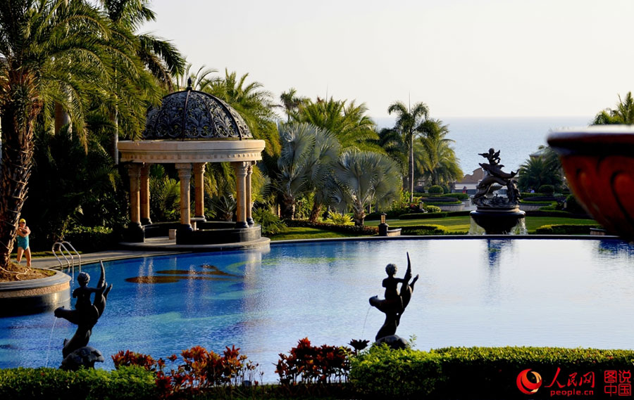 Deep love for breathtaking Hainan
