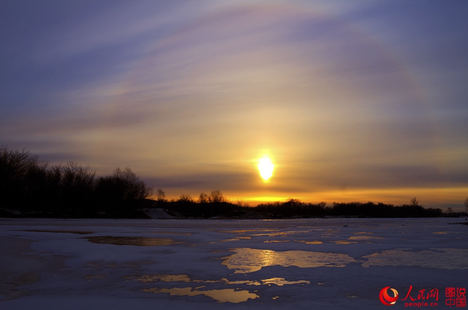 Fascinating sun glows over Greater Khingan Range
