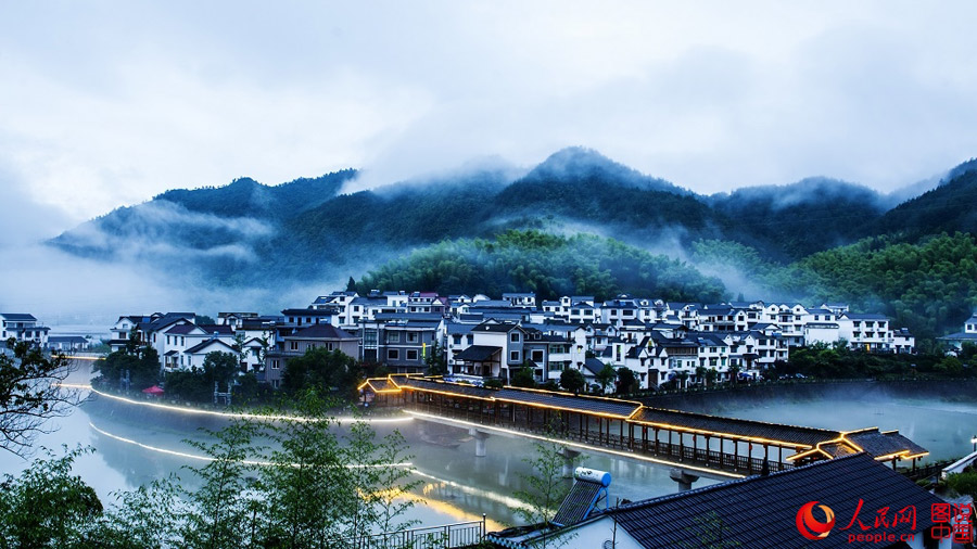 Intoxicating scenery of Xiajiang village