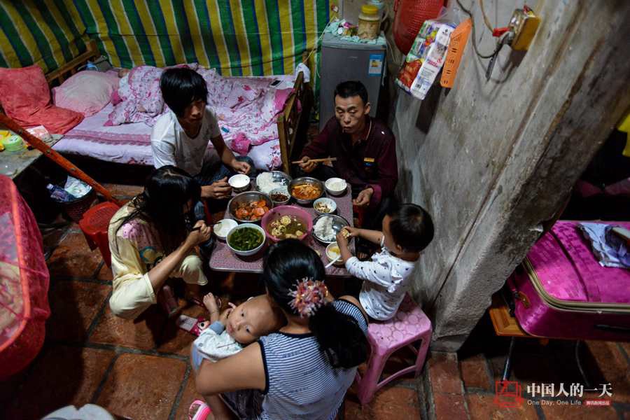 Armless woman lives her life with optimism