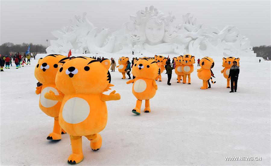 CHINA-HARBIN-SNOW SCULPTURE-ART EXPO (CN)