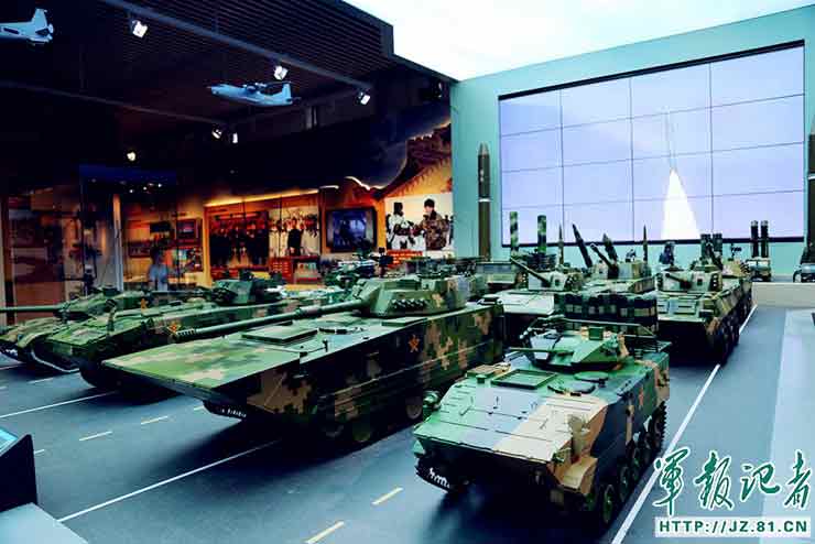 PLA weapons exhibition opens to the public