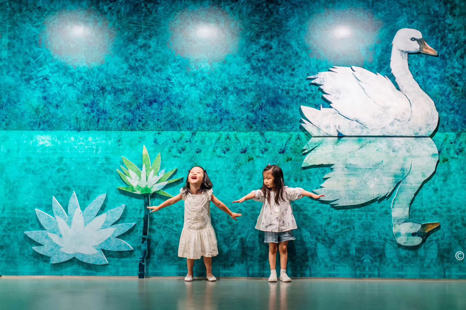 Illustration winners of Hans Christian Andersen Award on display in Beijing