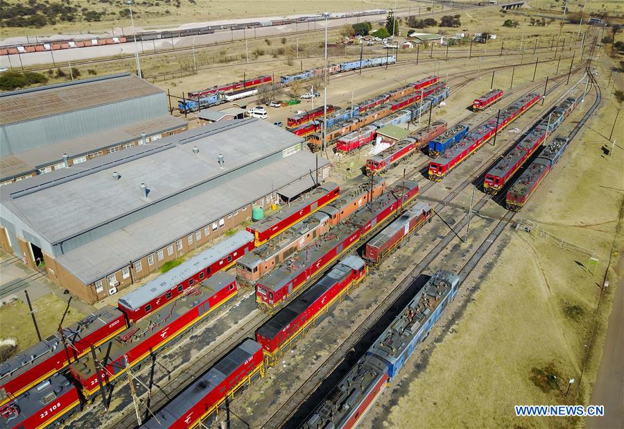 Chinese, South African railway firms exploring new cooperation