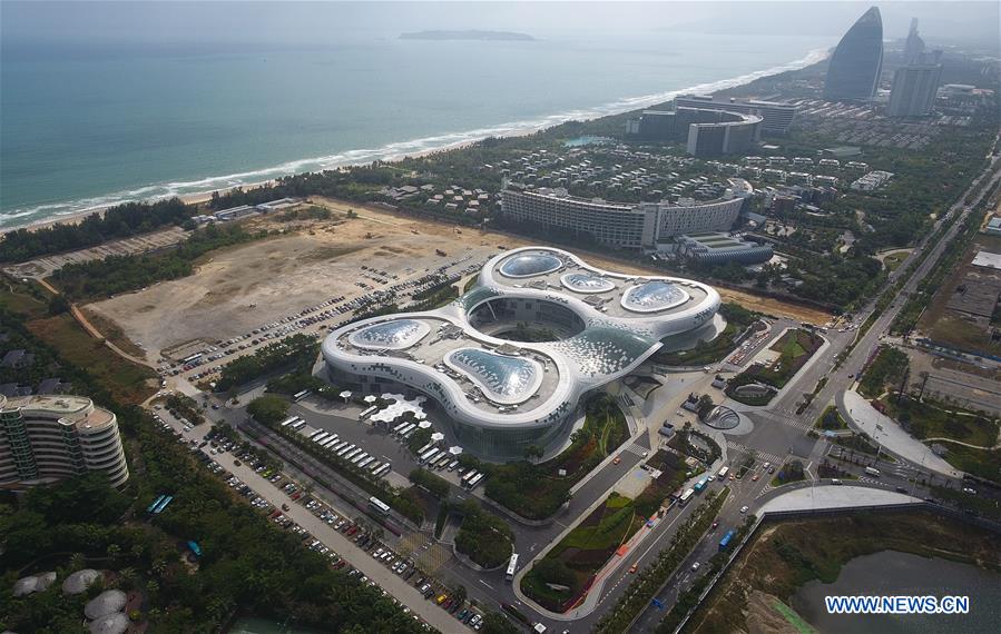 China's Hainan raises annual tax-free shopping quota to 30,000 yuan