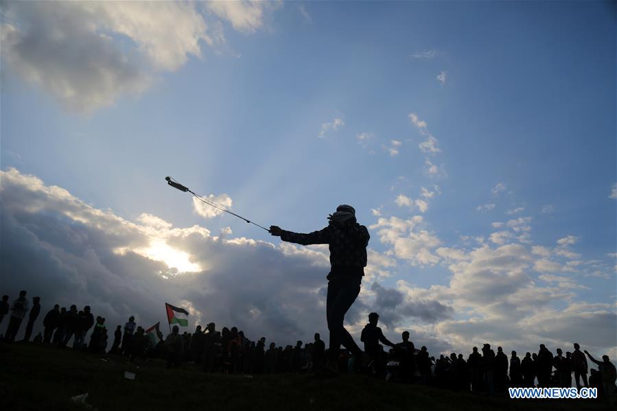 Palestinians join weekly anti-Israel rallies in eastern Gaza, clash with Israeli soldiers