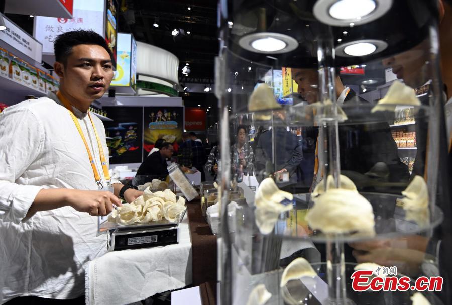 International delicacies at CIIE in Shanghai