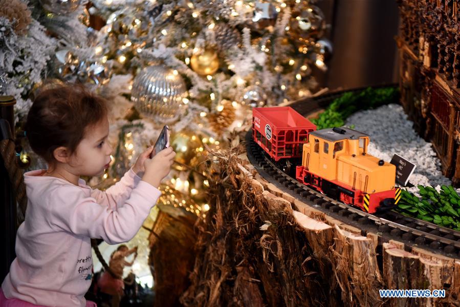 Holiday Train Show held in New York