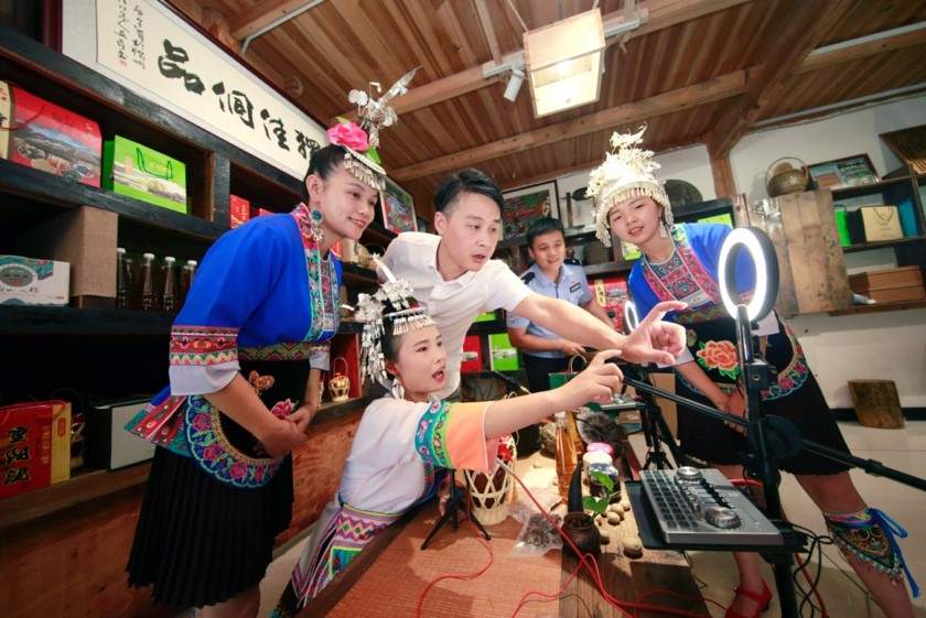 Consumption upgrading infuses impetus into China’s economic growth