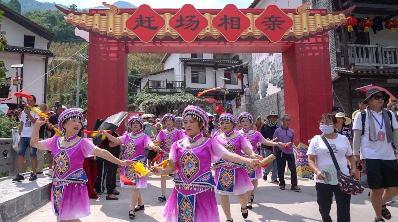 Tujia people celebrate “Eastern Valentine's Day” in central China's Hubei