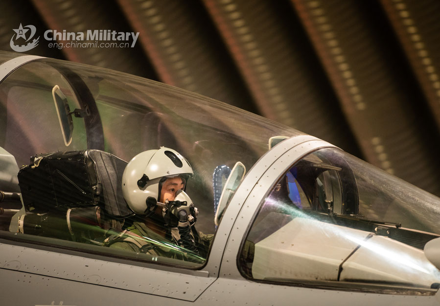 Air Force regiment conduct round-the-clock flight training