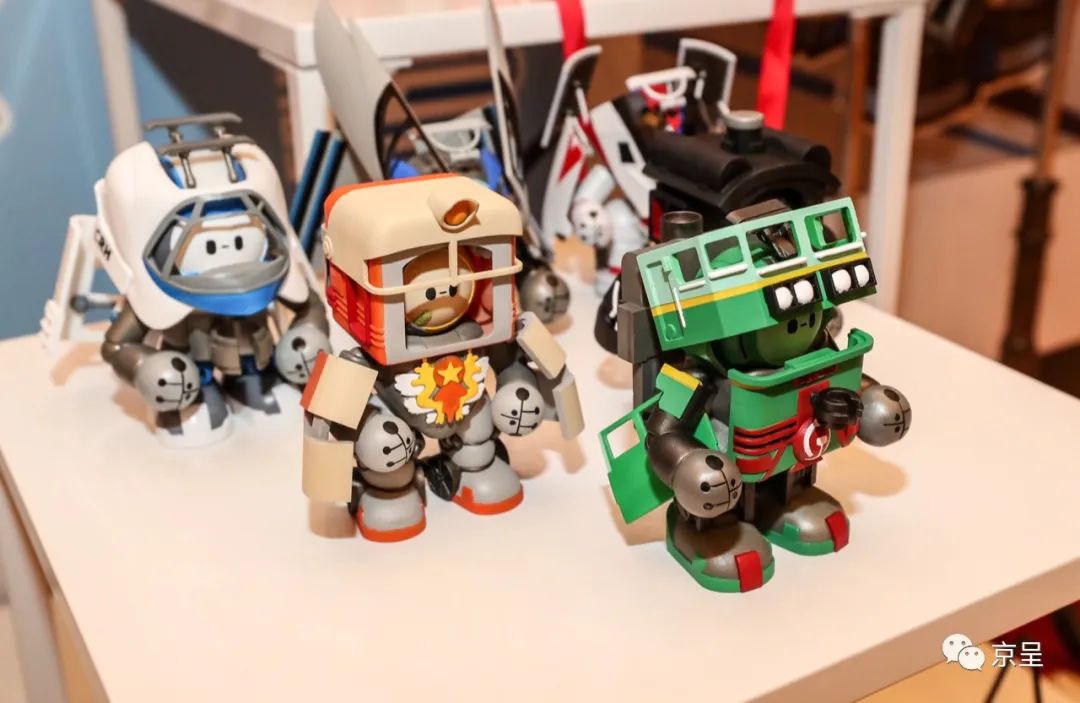 In pics: Railway-themed exhibition held in Beijing