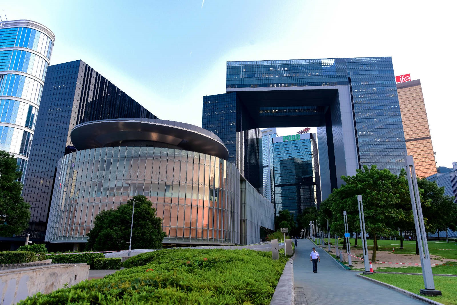 Decision on improving Hong Kong’s electoral system marks new chapter for the development of Hong Kong