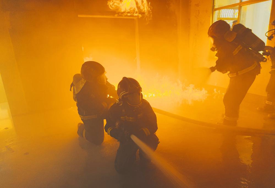 In pics: Firefighter training drills in the flame in SW China's Tibet