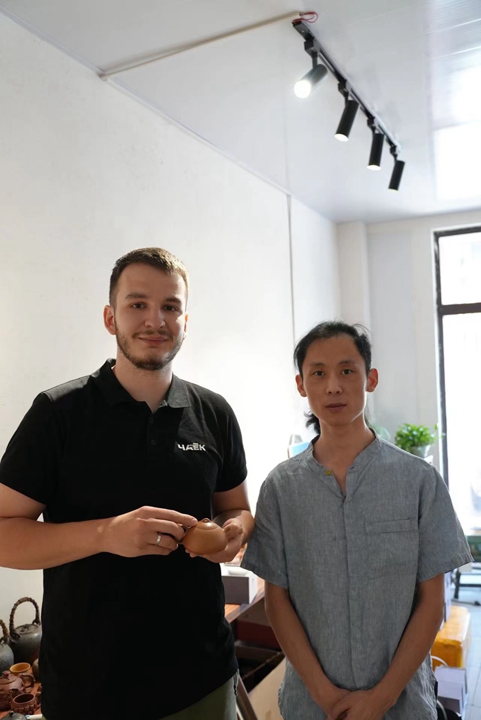 Russian businessman's tea journey to China