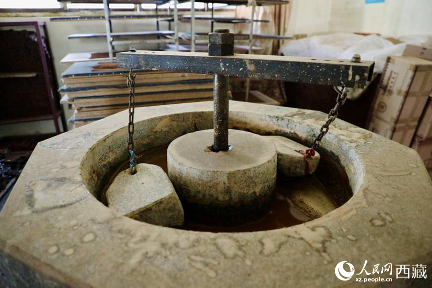 Millennium-old Tibetan incense-making craft