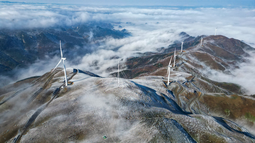 Beautiful scenery after snowfall at Jiucaiping scenic spot, SW China's Guizhou