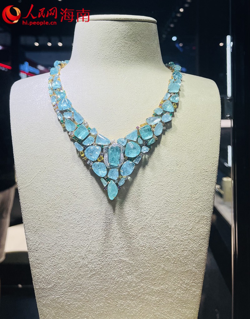 AI-designed jewelry at 4th CICPE brings novel experience to visitors