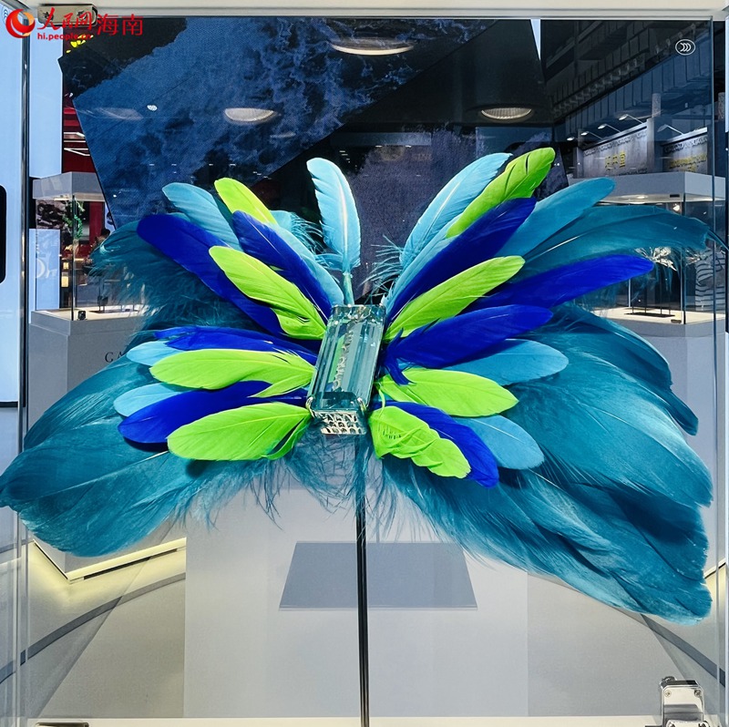 AI-designed jewelry at 4th CICPE brings novel experience to visitors