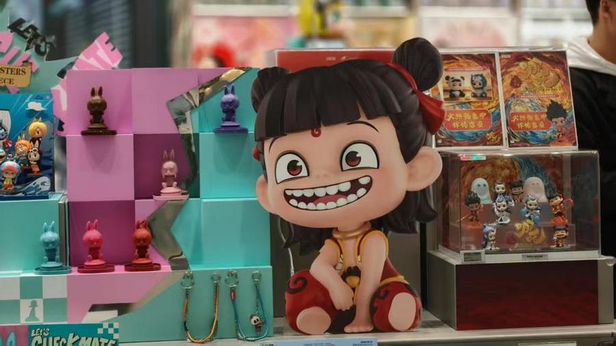 Bringing Nezha to life with scissors and red paper