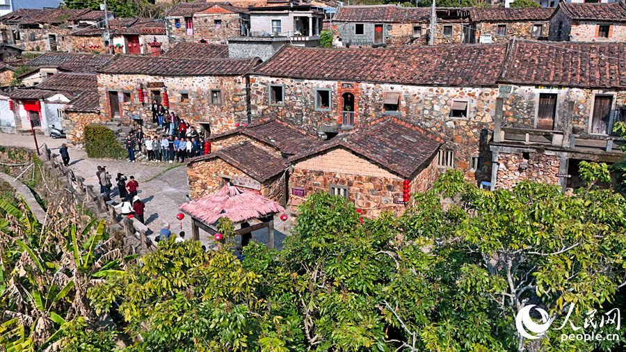 'Oil painting mountain village' beckons spring tourists in SE China's Fujian