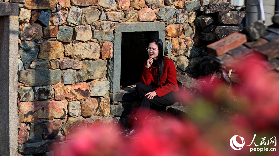 'Oil painting mountain village' beckons spring tourists in SE China's Fujian