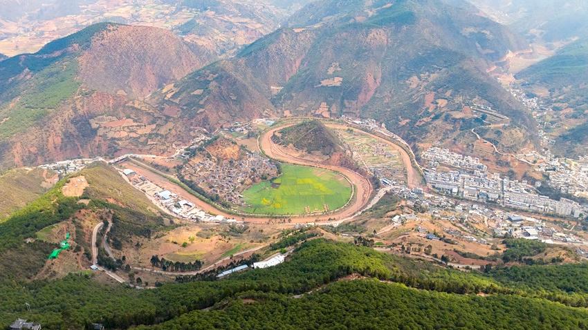 In pics: Tai Chi-shaped natural wonder in SW China's Yunnan