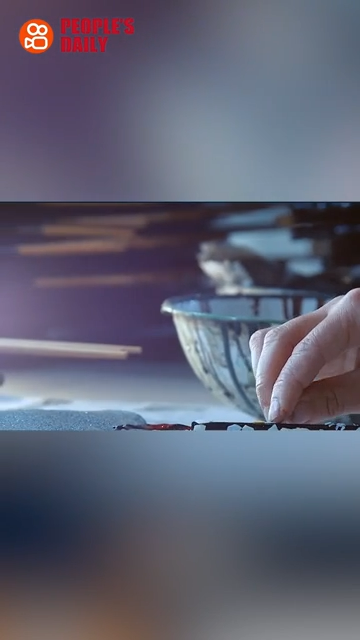 Trending in China | Laifeng lacquered chopsticks, a cultural treasure