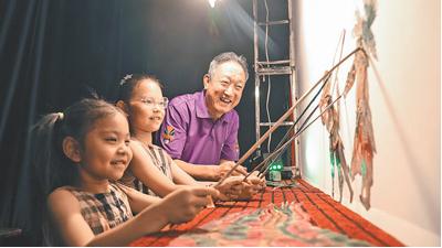 Inheritors integrate intangible cultural heritages into modern life