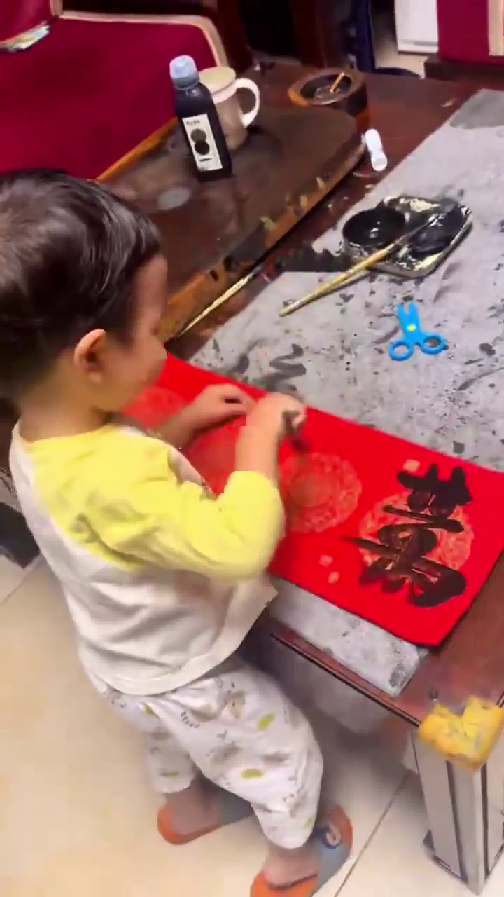 A toddler writes couplets