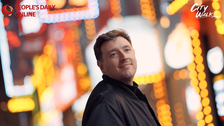 City Walk: Yueyang, a city of ancient words and living flavors