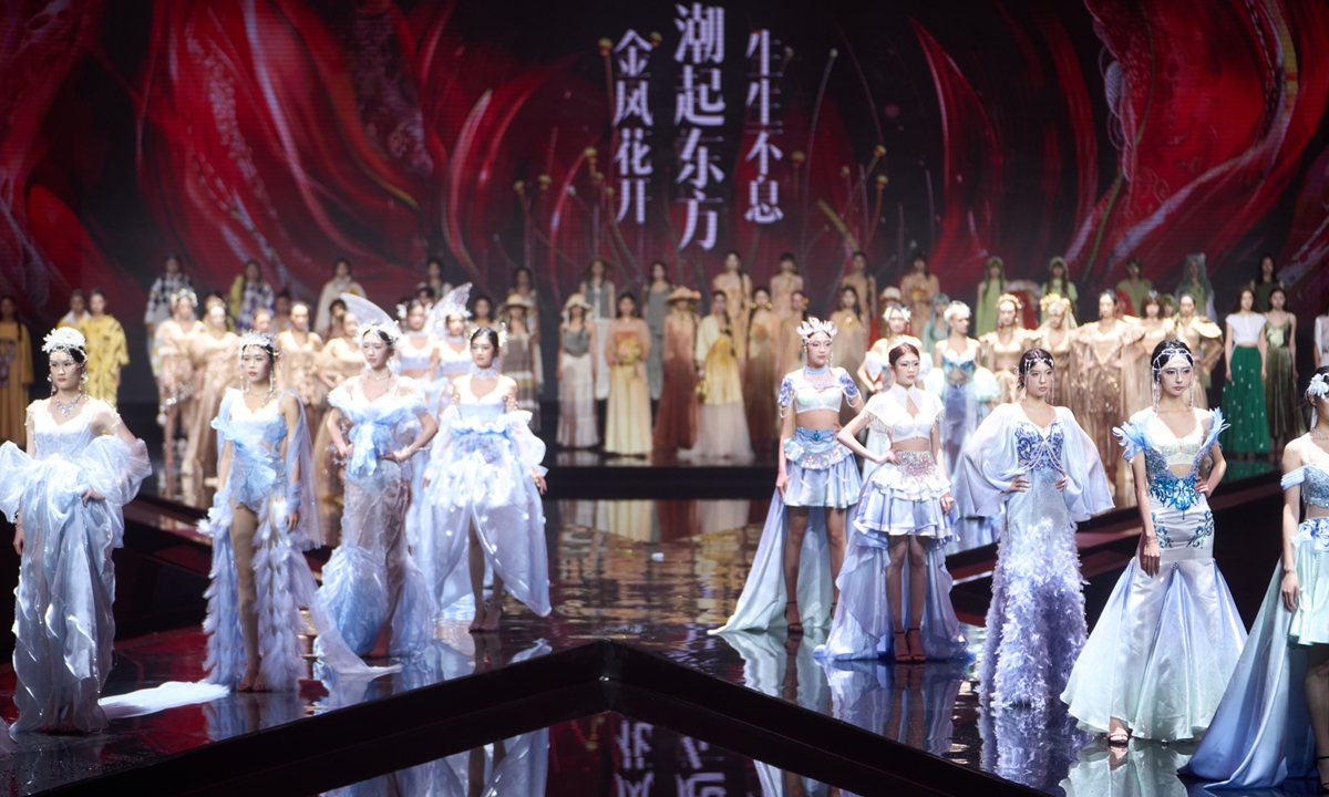 Models showcases the latest fashion collections at the opening ceremony of the 4th China Chaoshan Textile and Garment Exhibition (CTGE), on March 18, 2025. Photo: Courtesy of CTGE