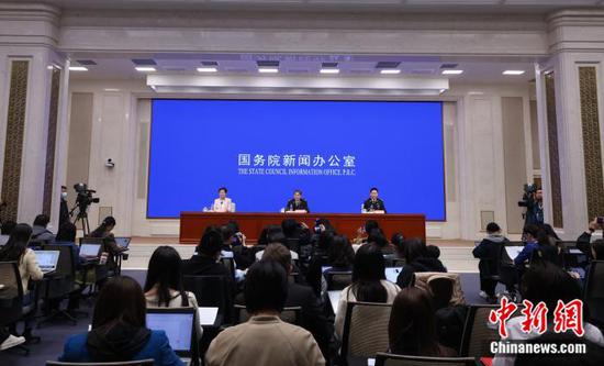 The State Council Information Office holds a press conference on economic data for Q1 on April 14, 2025. (Photo:China News Service/Yang Kejia)